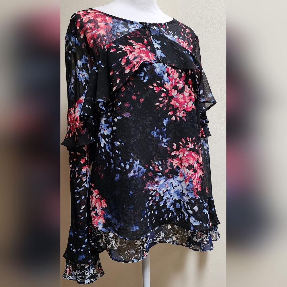 WHBM Floral Patterned Tiered Ruffled Blouse Women's Size 10